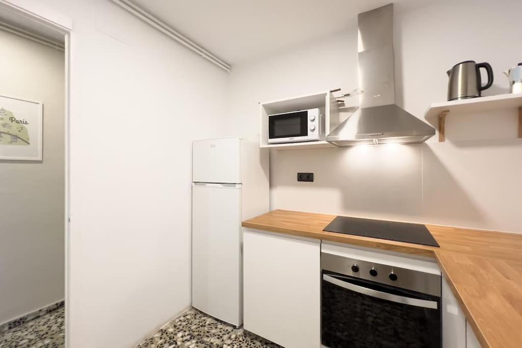 Apartment Bebarceloner Eixample - 3 Bedrooms Barcelona
