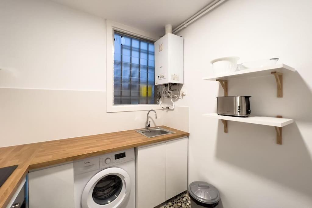 Bebarceloner Eixample - 3 Bedrooms Apartment *