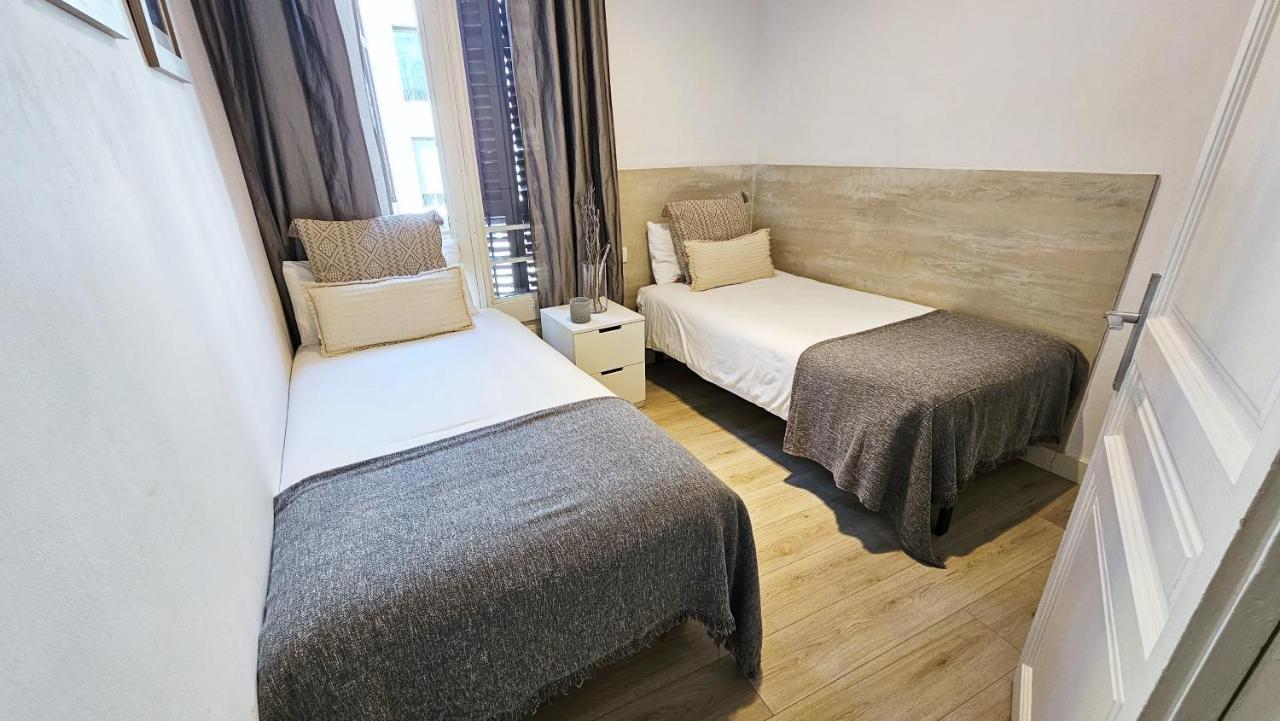 Click&flat Seneca * Barcelona