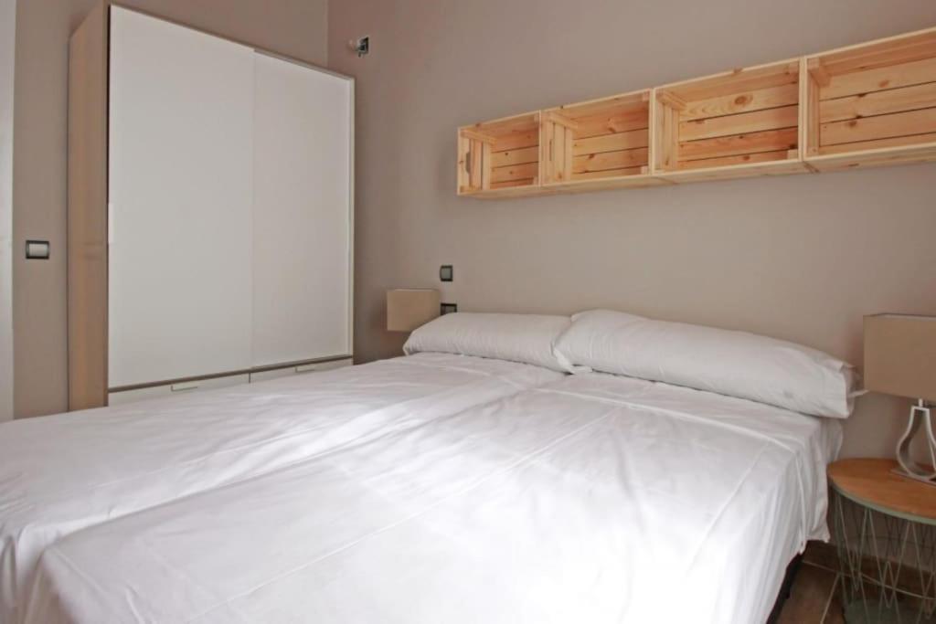 Bebarceloner Sants - 2 Bedrooms *
