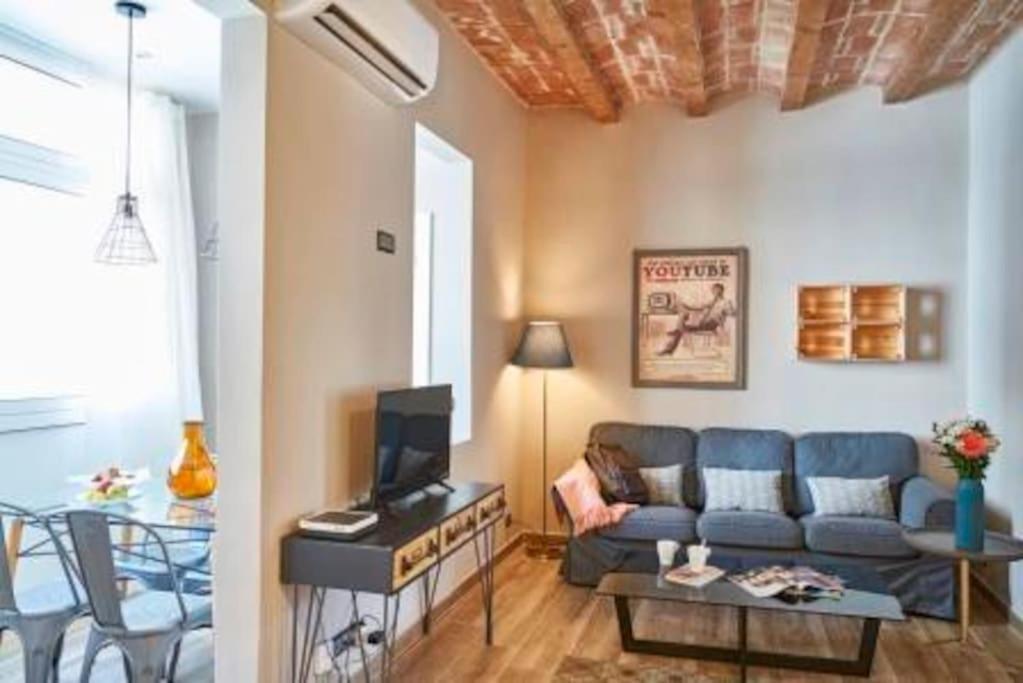 Apartamento Bebarceloner Sants - 2 Bedrooms *