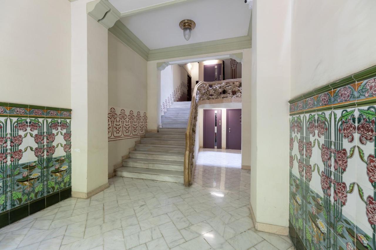 Aparteasy - Modernist Flat In Eixample Center Apartamento