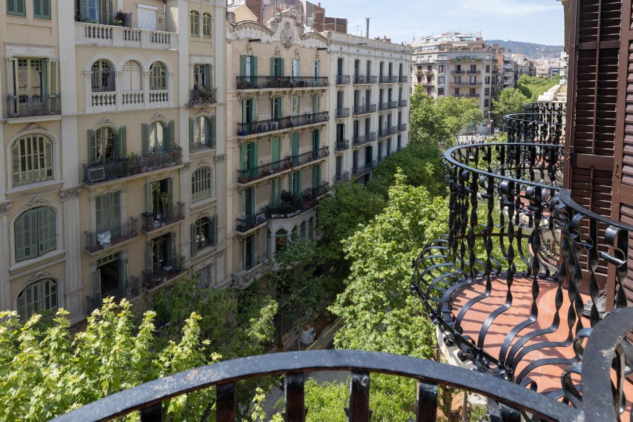 Aparteasy - Modernist Flat In Eixample Center