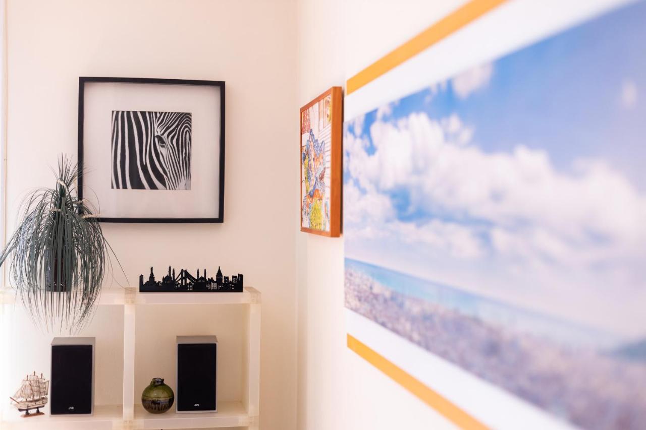 Aparteasy - Modernist Flat In Eixample Center * Barcelona