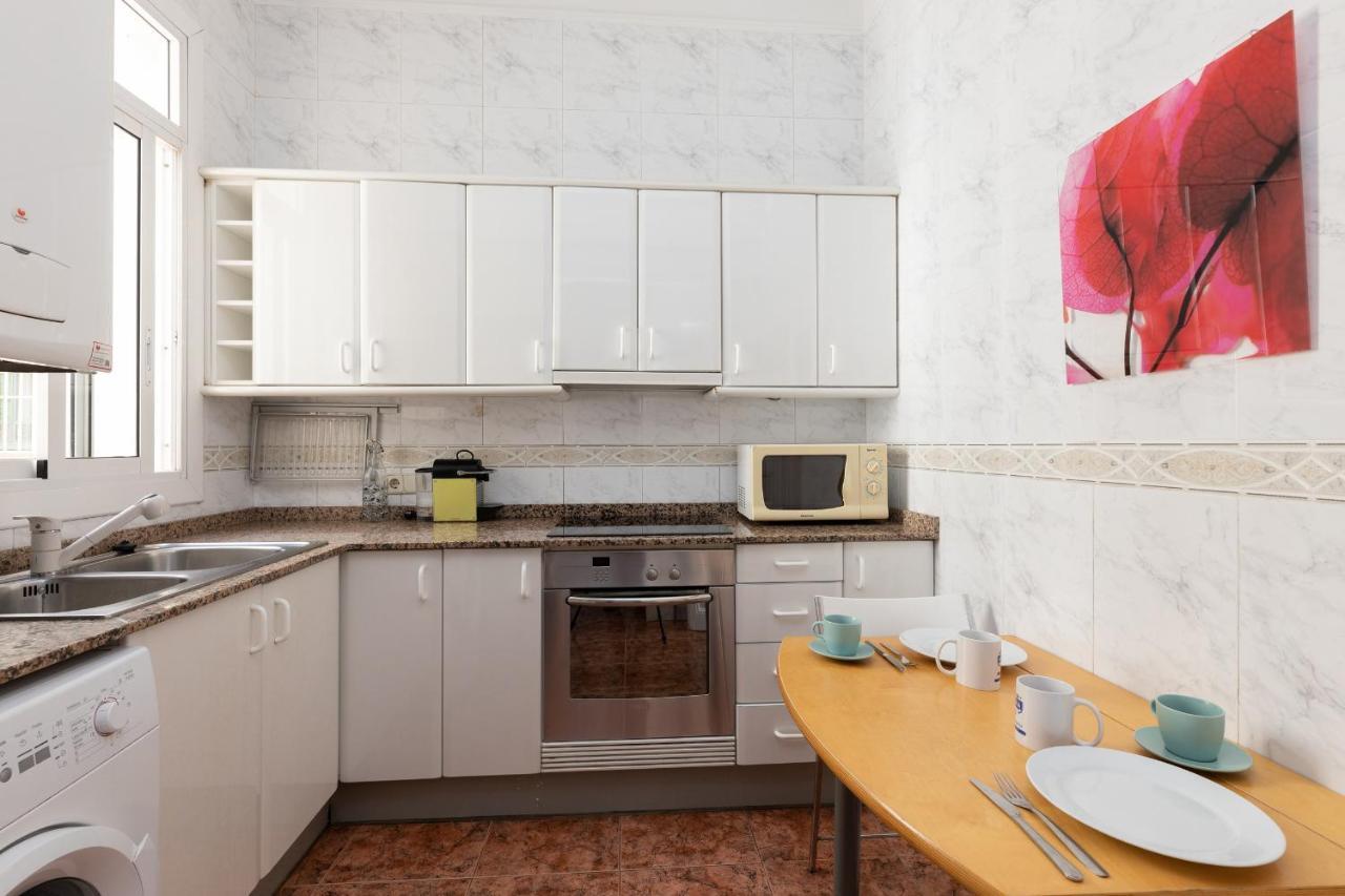 Aparteasy - Modernist Flat In Eixample Center *