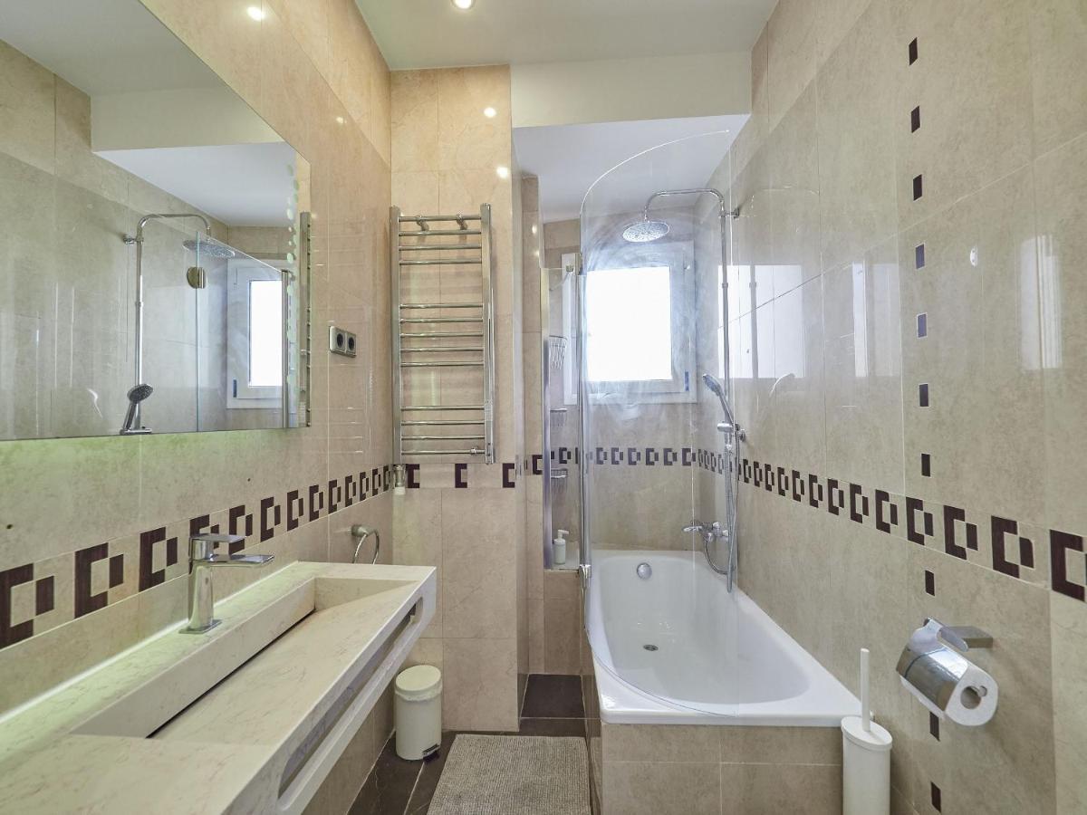 Unique Cozy Scenic Penthouse Barcelona