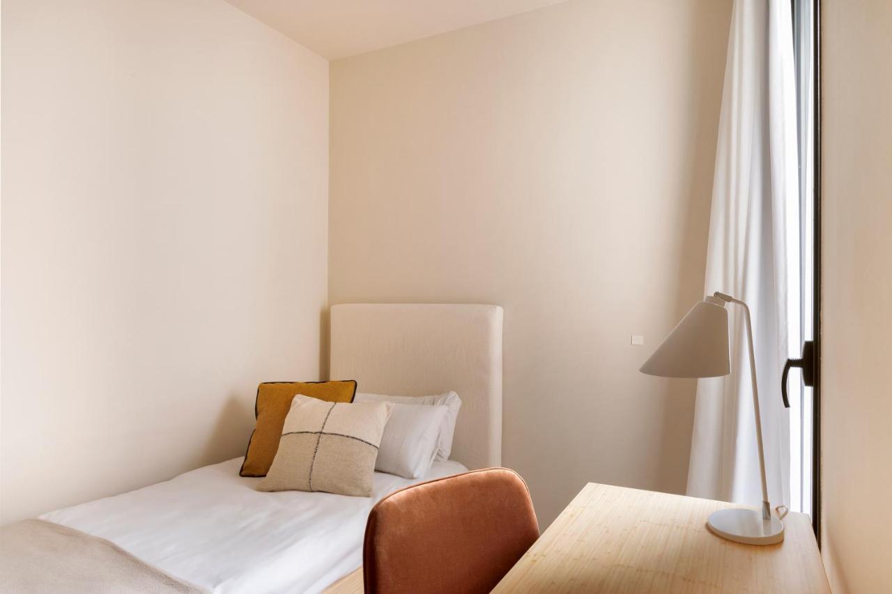 C211 Apartment