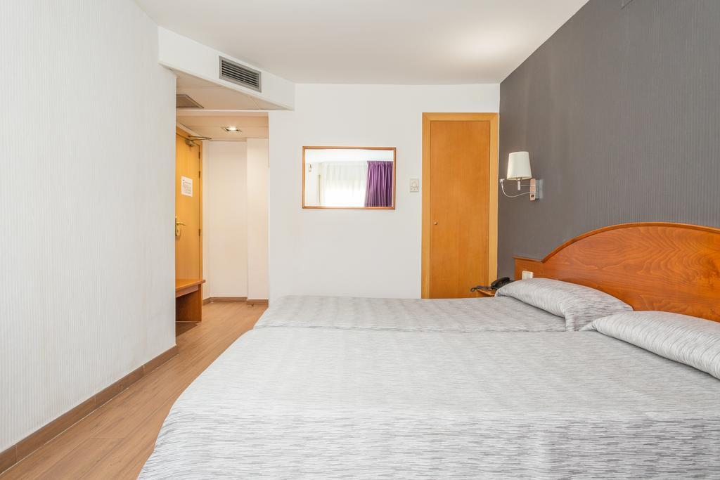 Cortes Rambla 3*