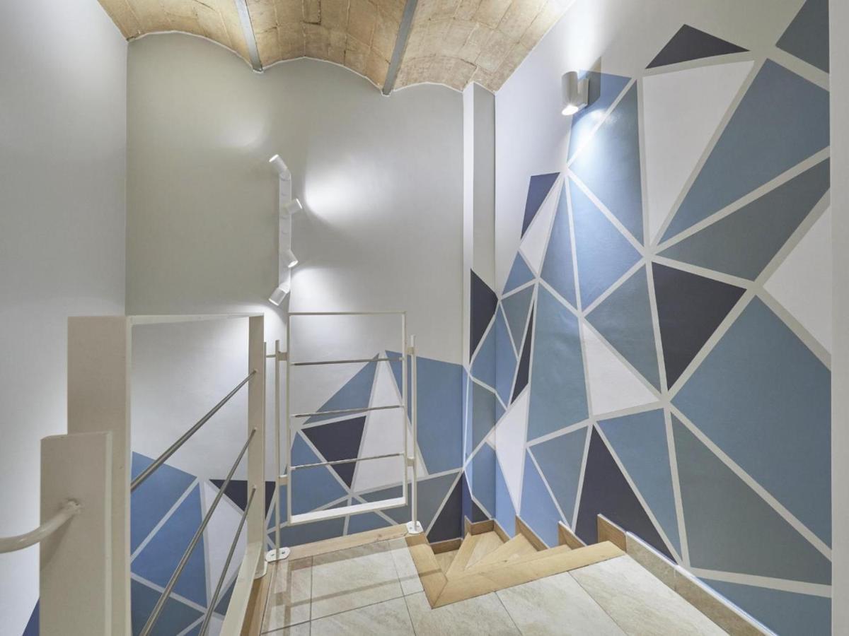 Apartamento Duplex Sagrada Familia 2 *
