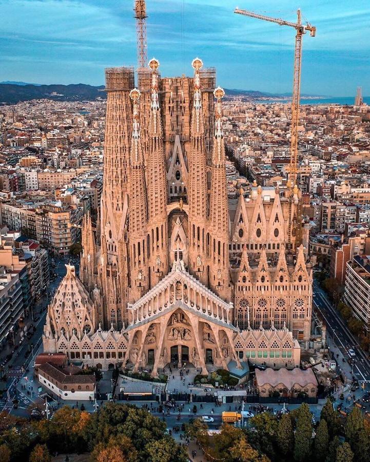 Cortes Rambla 3*