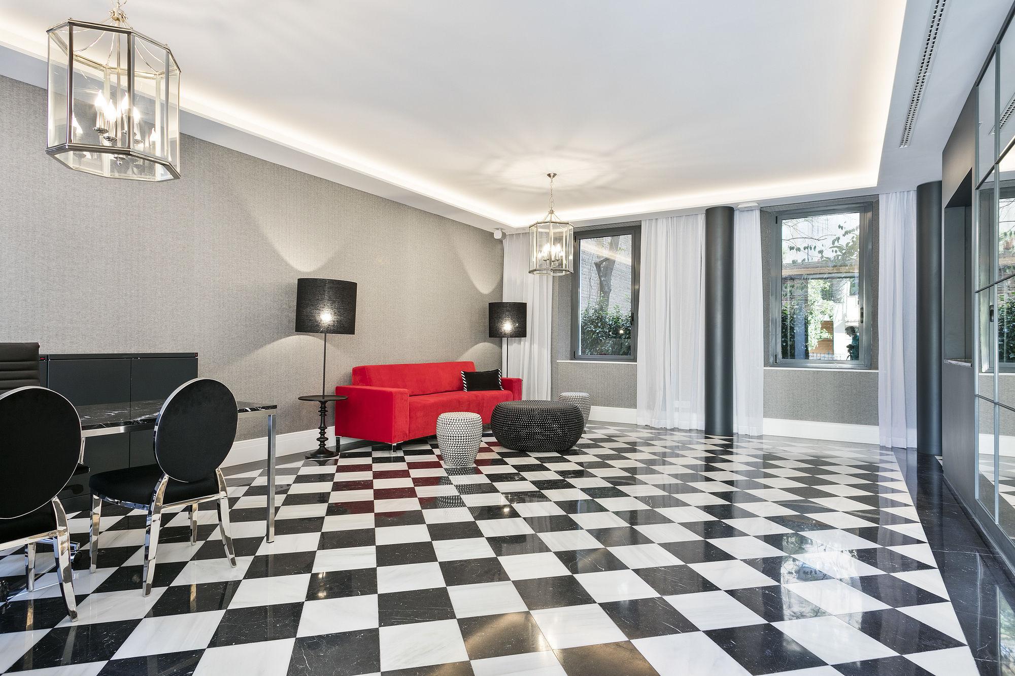 Apartahotel Murmuri Mercader 4*