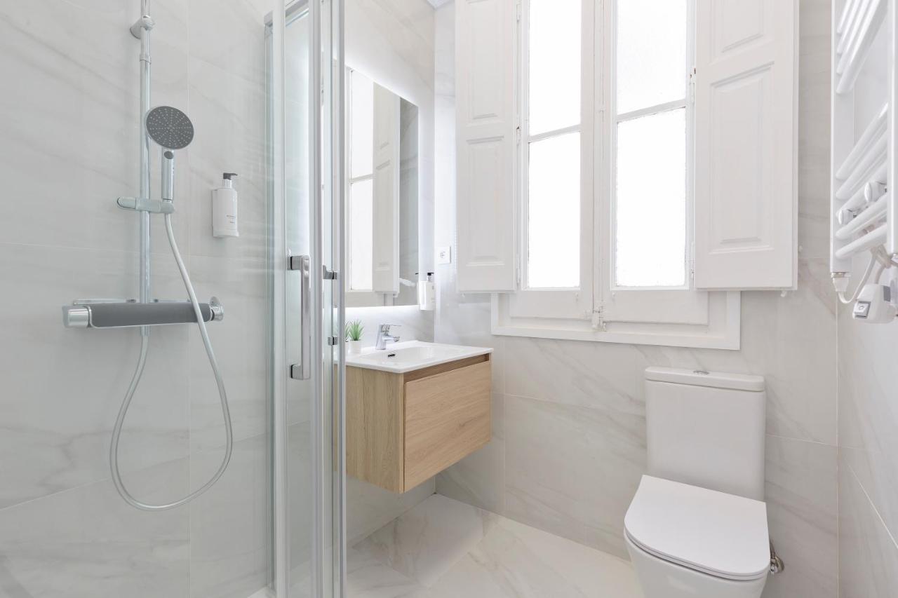 Suites4days Gaudi Eixample Apartment *