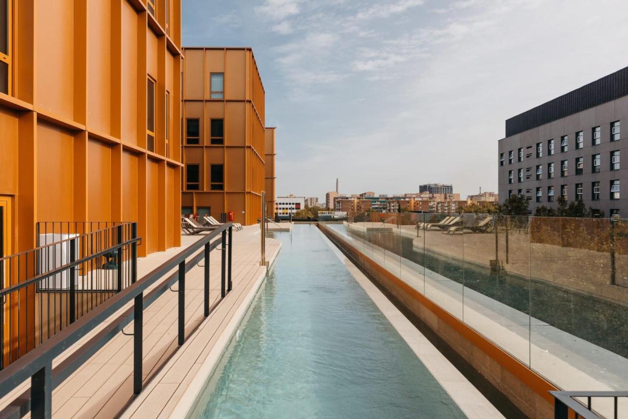 Pallars Student Accommodation: Spacious For Students Apartment Barcelona