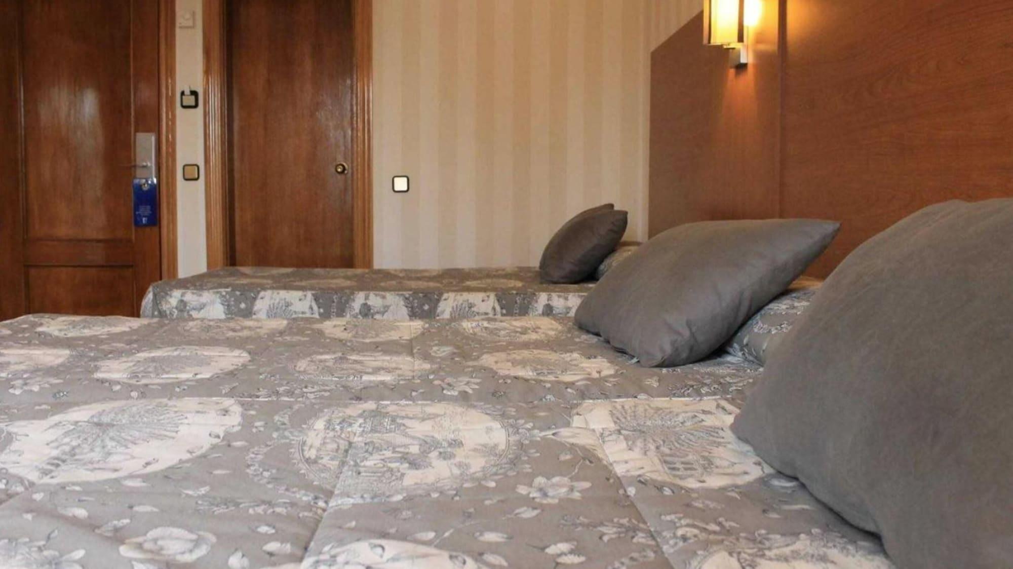 Ramblas Hotel 3*
