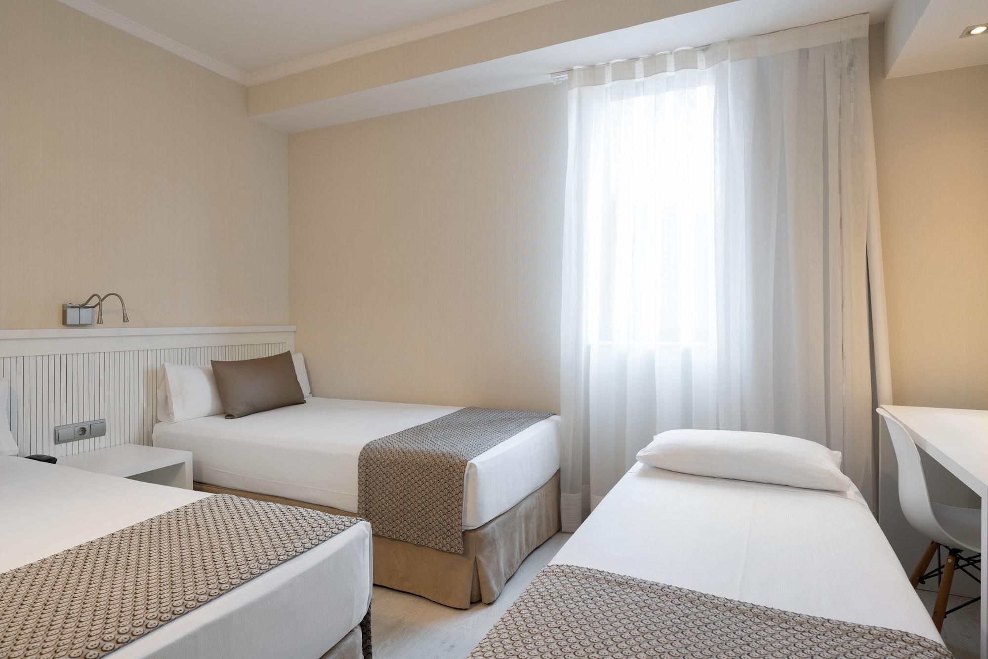 Catalonia Roma Hotel Barcelona