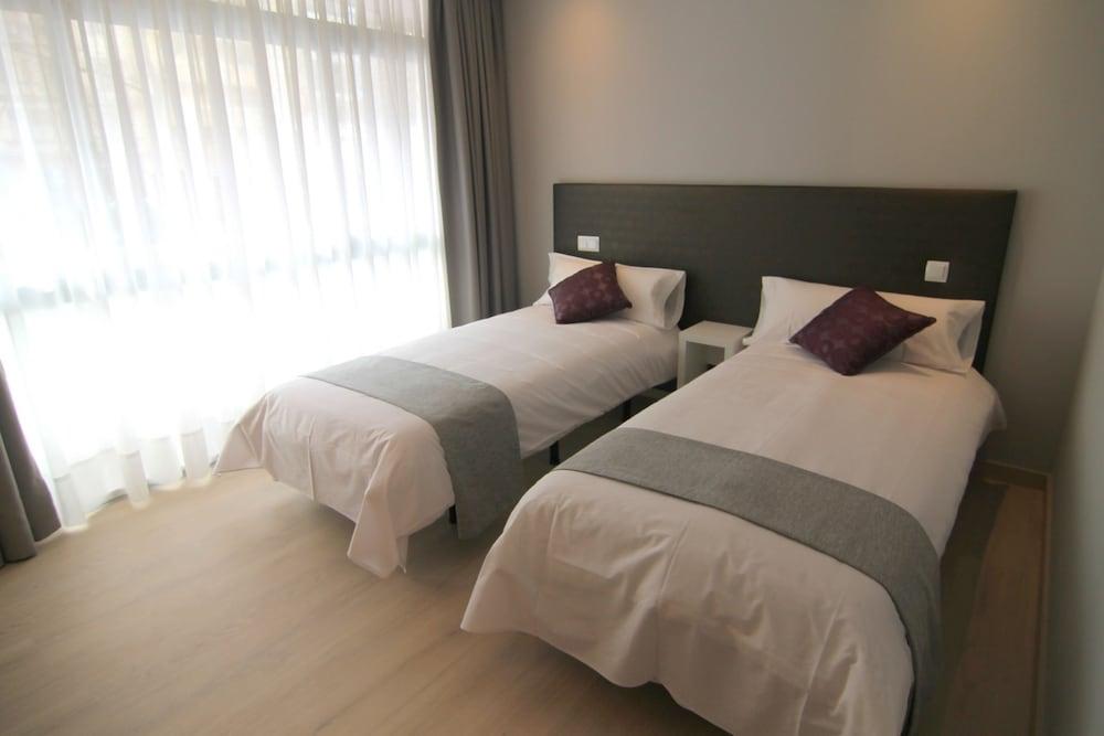 Aslyp 114 Barcelona