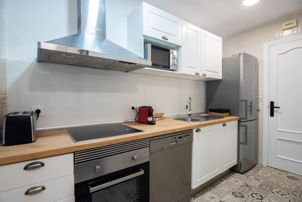 Apartamento +25y Only, Family Flat Near The Barcelona