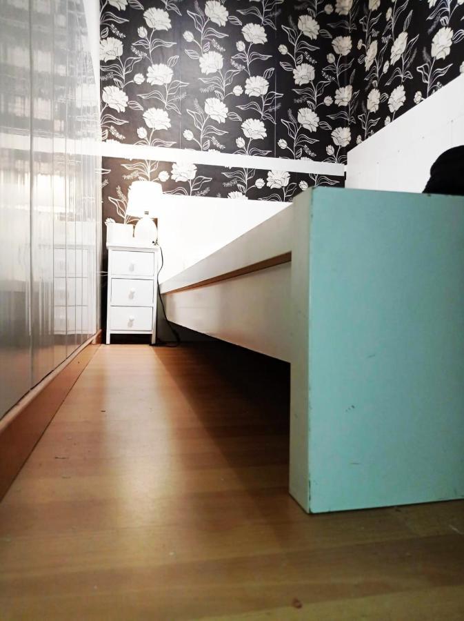 Guest house Small Single Private Center City *
