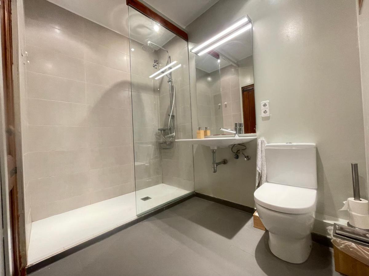 Bed and breakfast The In The Gothic Quarter With Bathroom