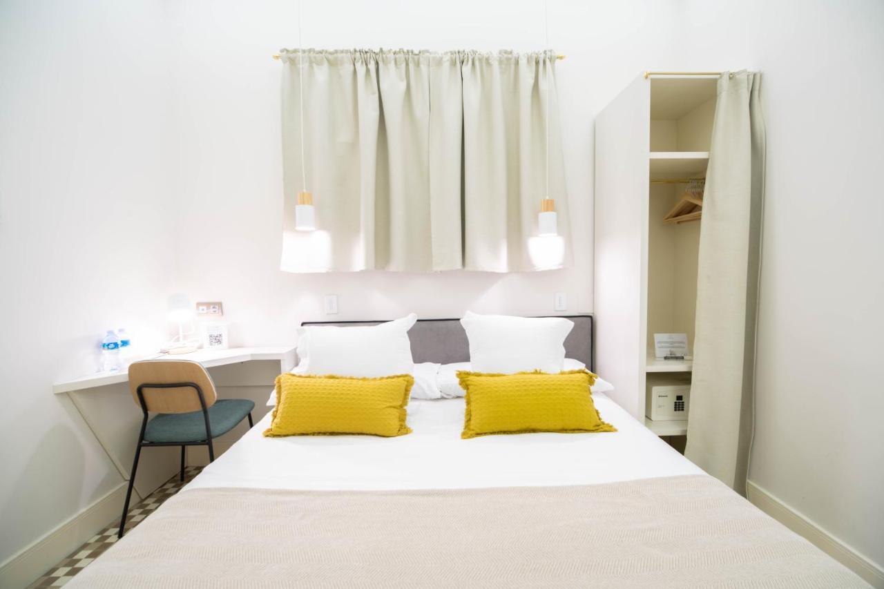 Feelathome Casa Bertrand Hotel