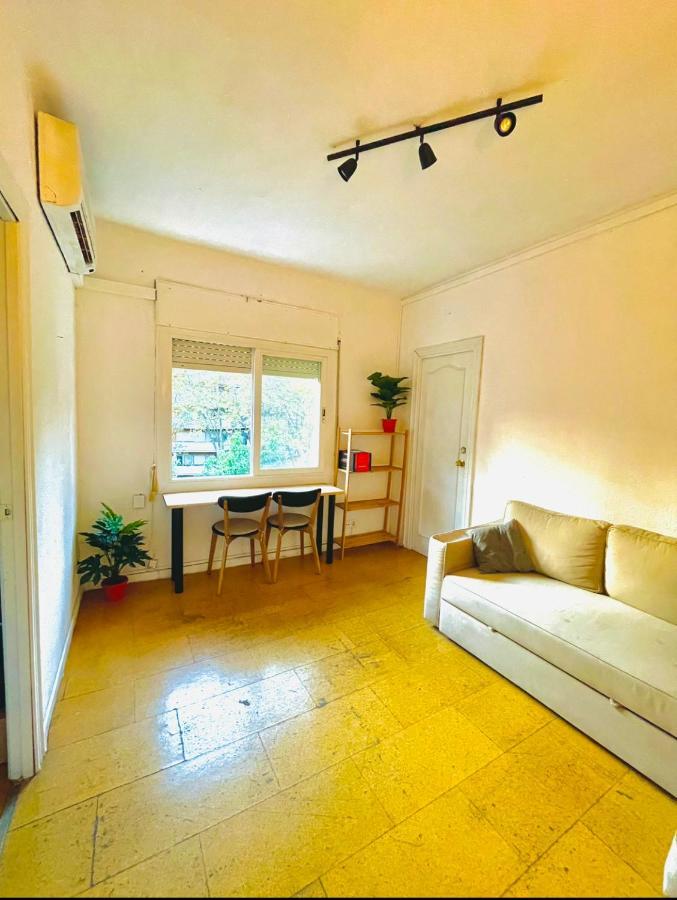 Bed and breakfast Private Close To The Beach!