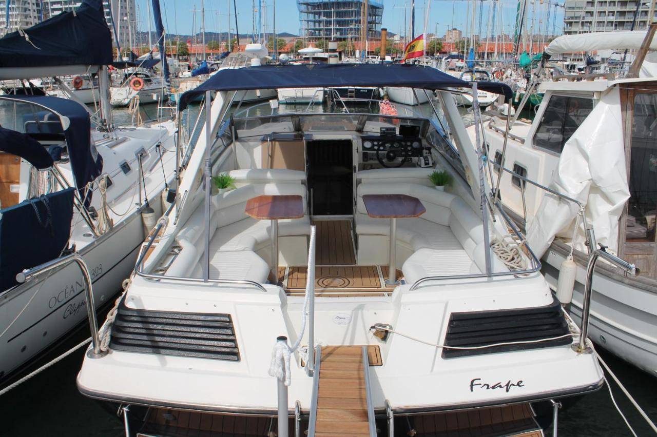 Barco Frape Barcelona
