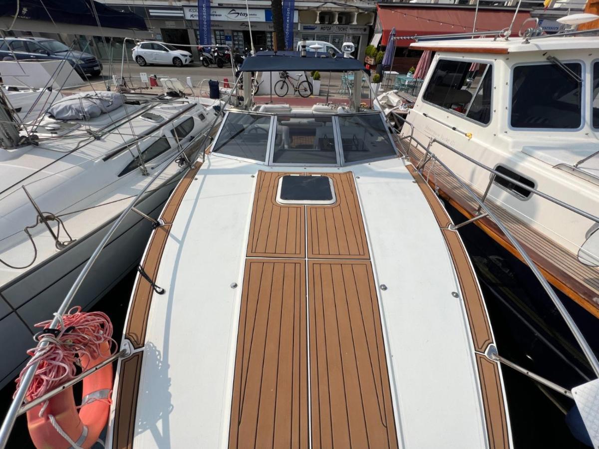 Barco Frape Hotel en barco Barcelona