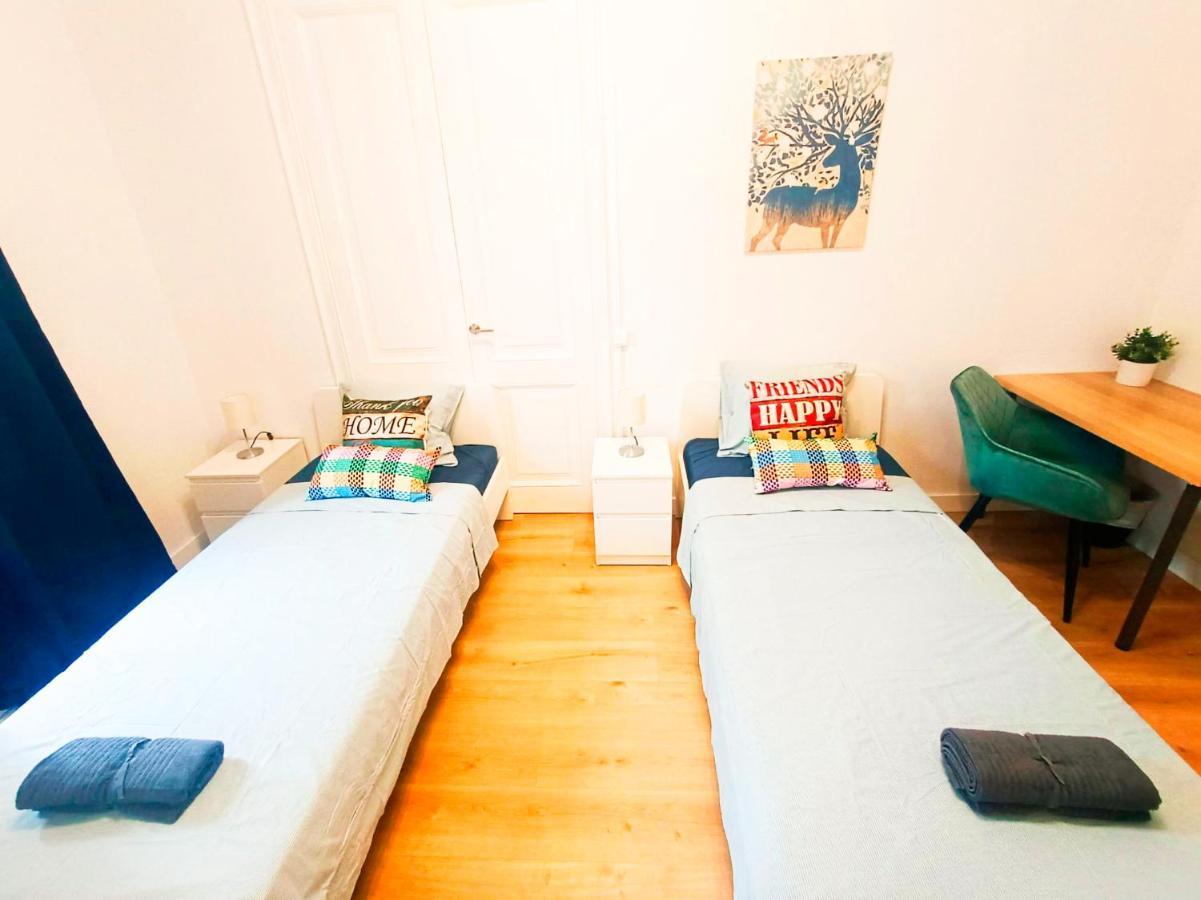 By Born & Gothic Hostal Barcelona