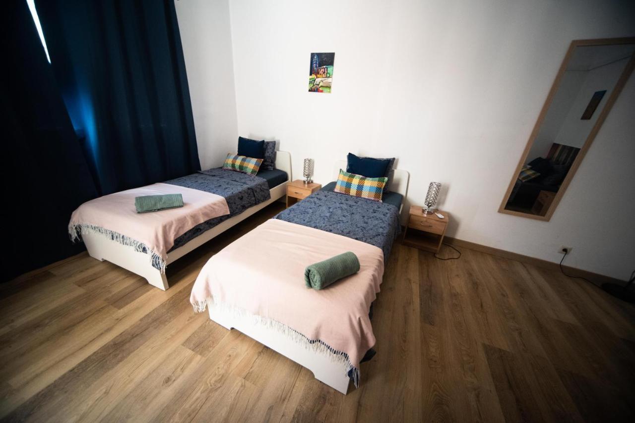 By Port Vell Rooms Hostal *
