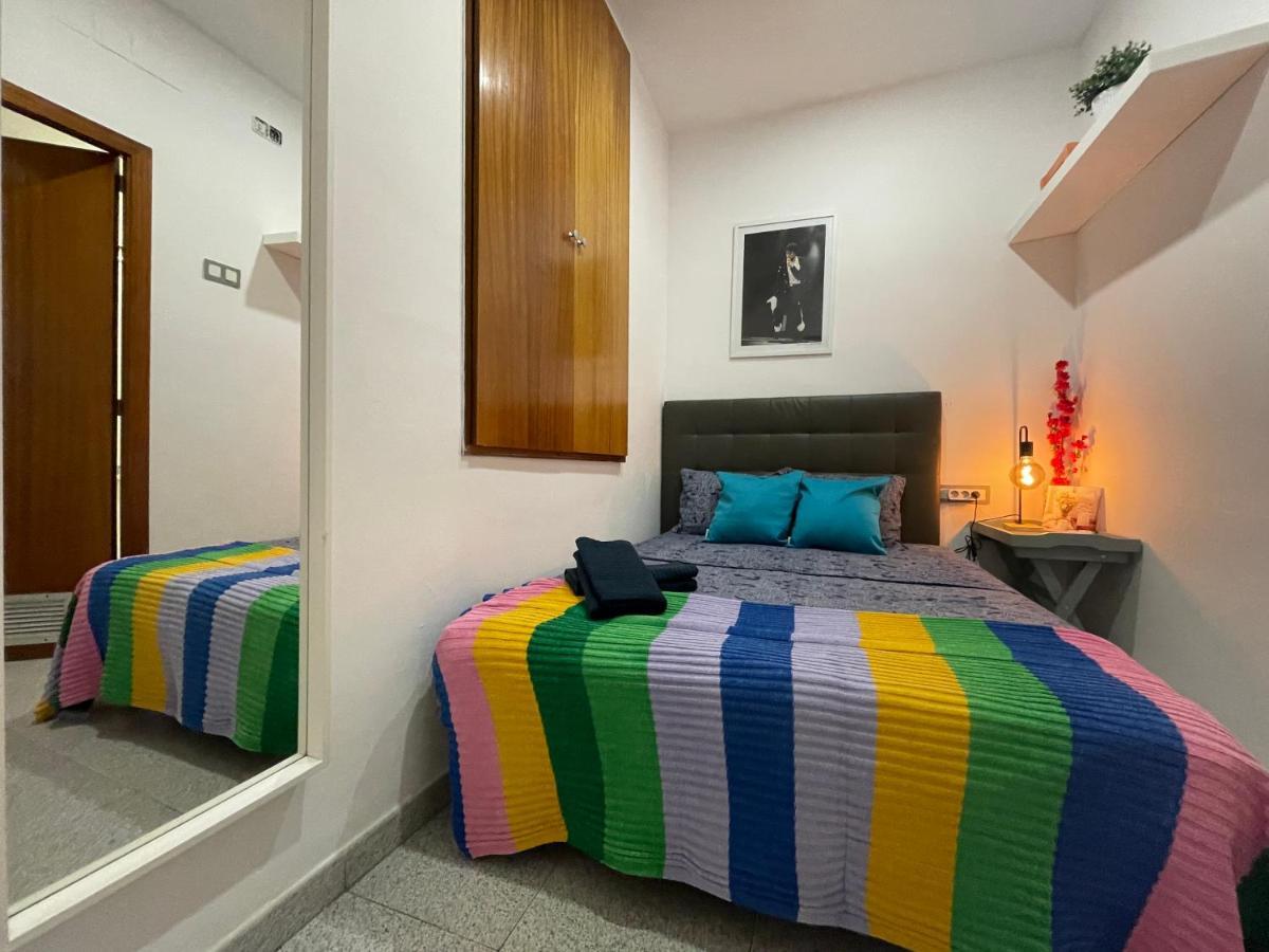 Hostal Plaza Universidad *