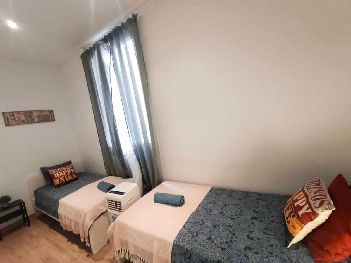 Private In Born Hostal Barcelona