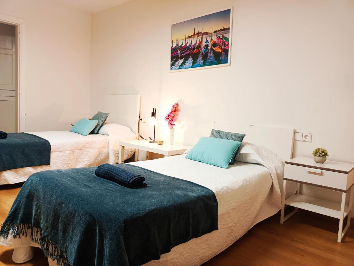 Hostal By Cathedral *