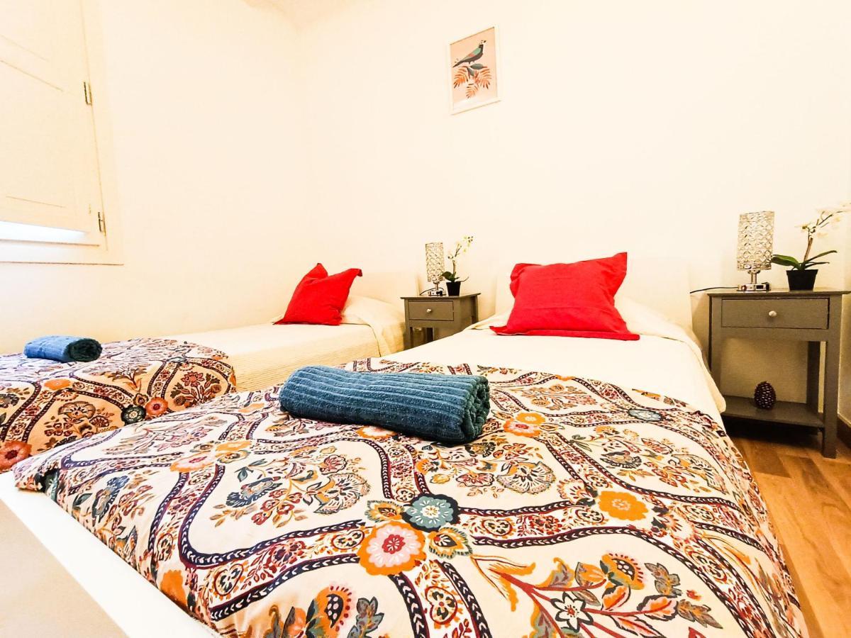 Hostal By La Boqueria Barcelona