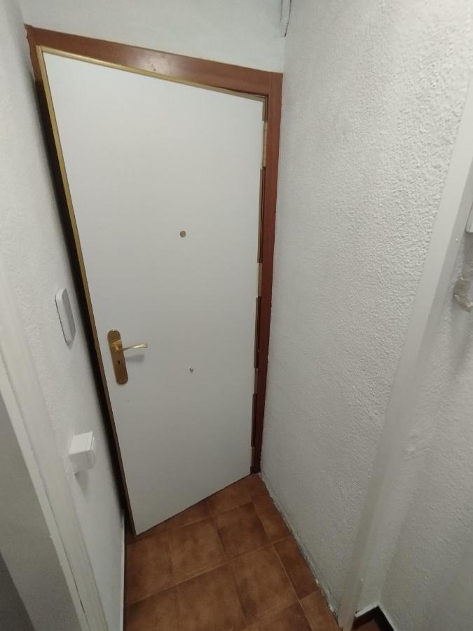 Acogedor Alojamiento En Trinitat Vella Apartment Barcelona