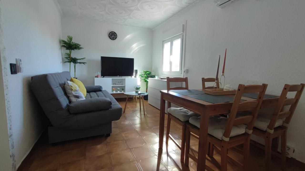 Acogedor Alojamiento En Trinitat Vella Apartment