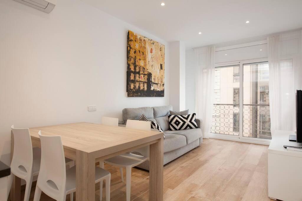 Diagonal/paseo De Gracia 4 Pax Barcelona