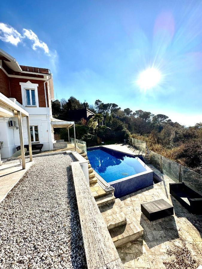 Aya House