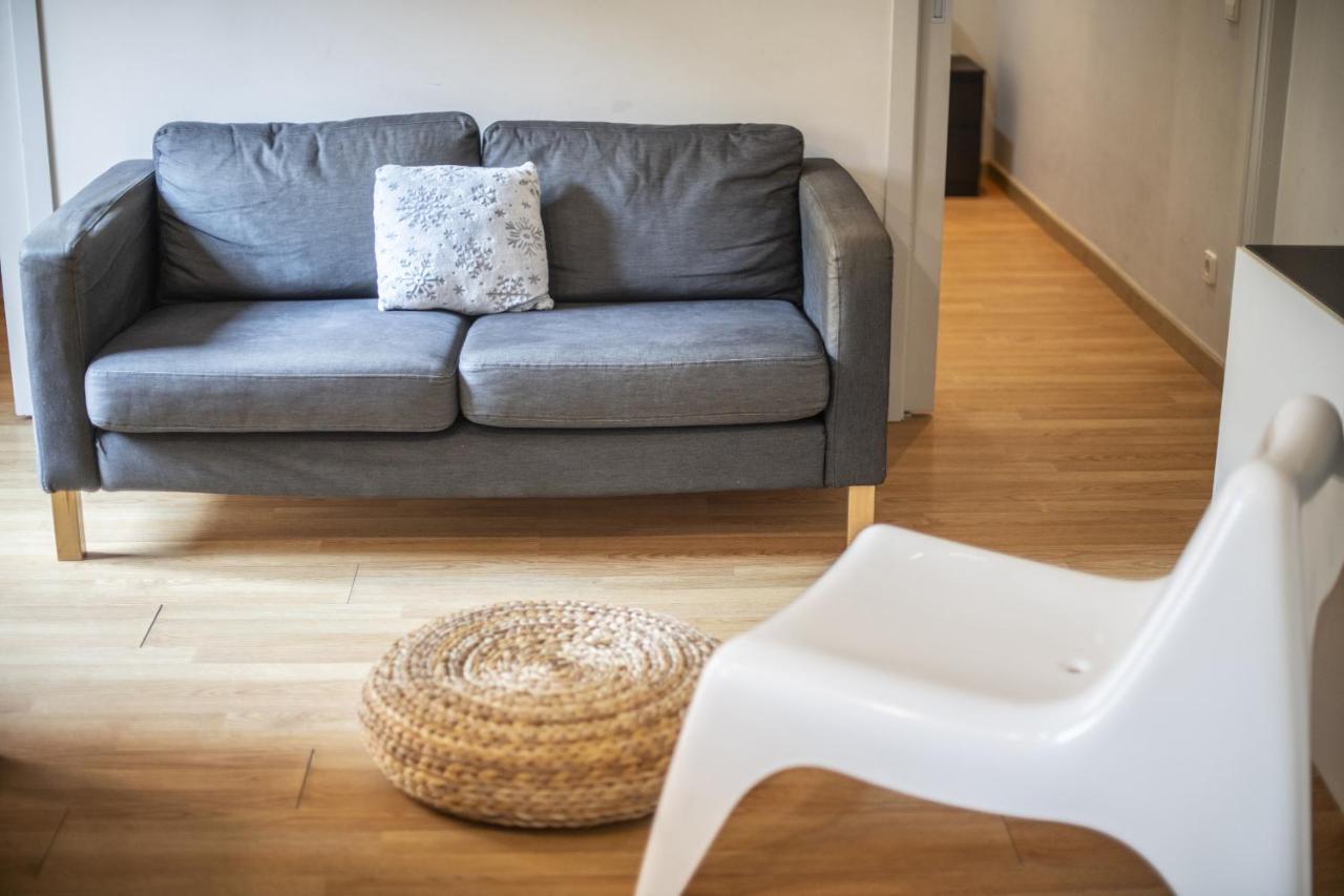 Apartamento Catalunya Casas 2 Bed In Barceloneta Steps From The