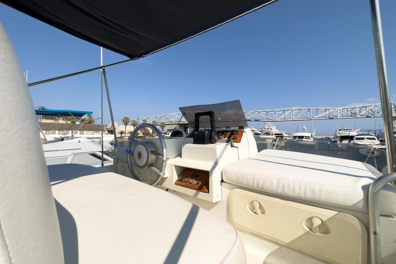 Napao Hotel en barco *