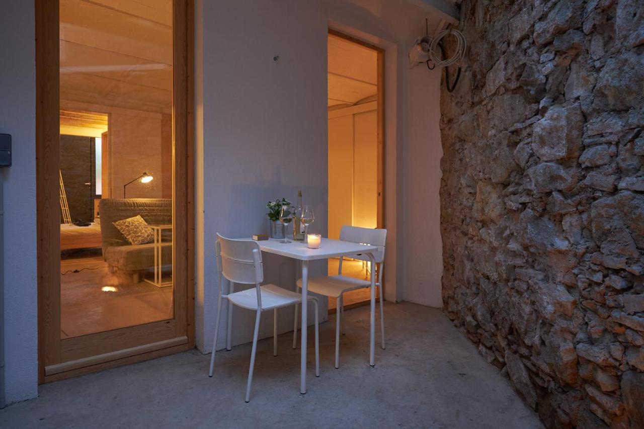 Luxury 1br With Patio Near The Apartment Barcelona