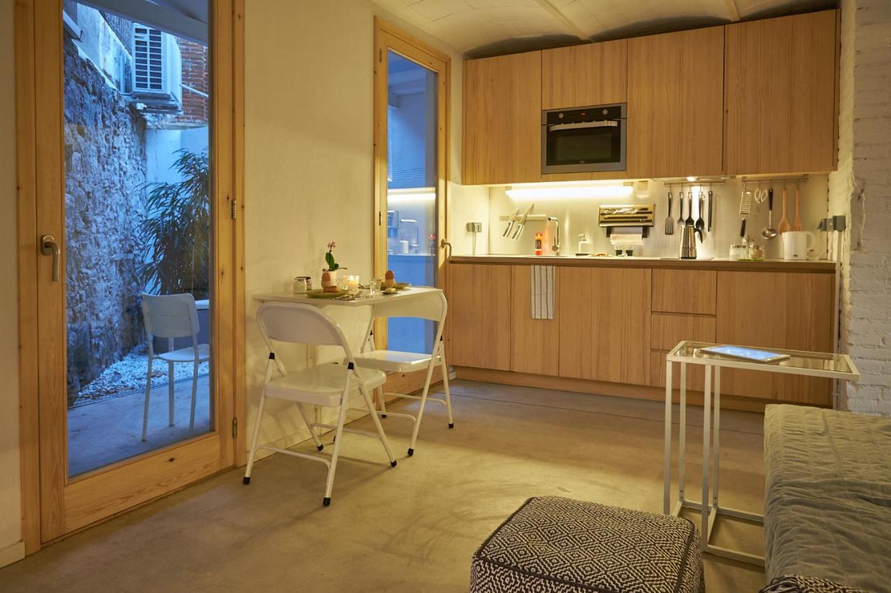 Apartment Luxury 1br With Patio Near The *