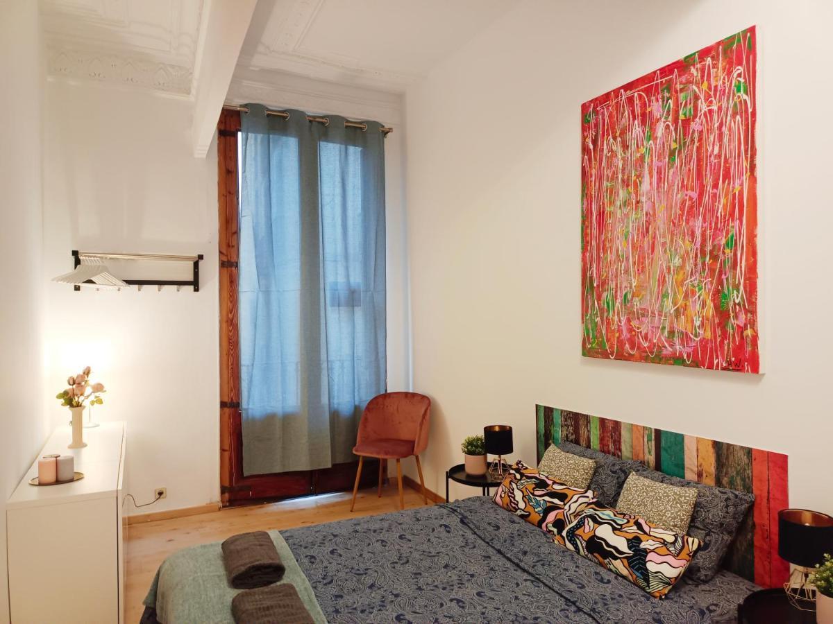 By Born Hostal *
