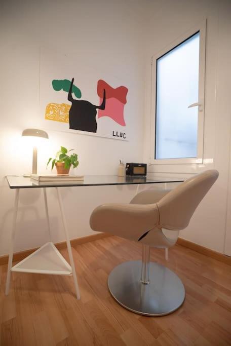 Apartment Stunning Designer 2 Bed In Glorious Gracia *