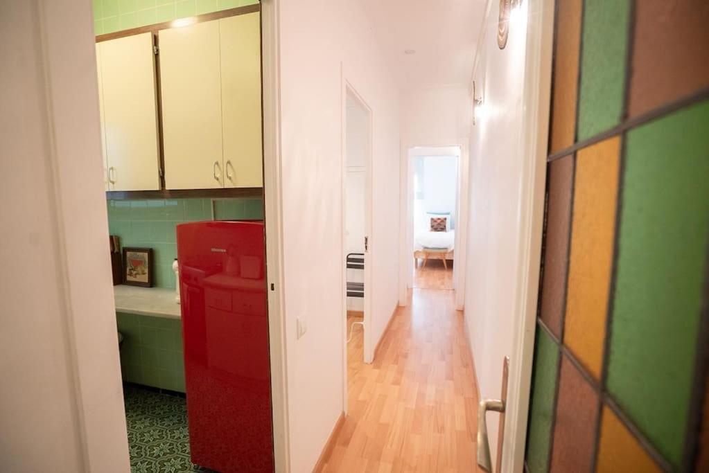 Stunning Designer 2 Bed In Glorious Gracia Apartment *