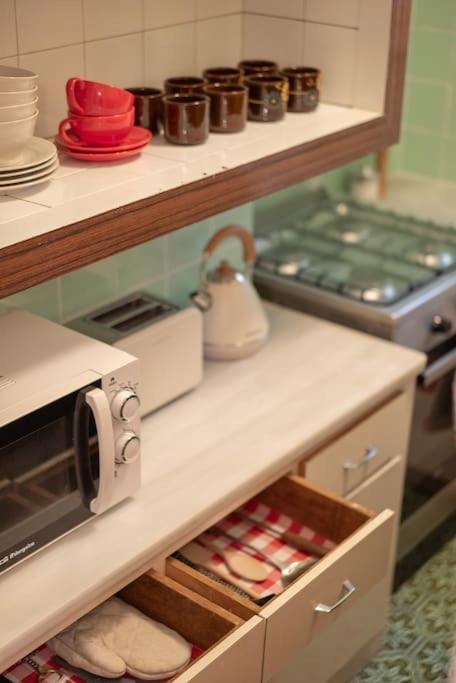 Stunning Designer 2 Bed In Glorious Gracia