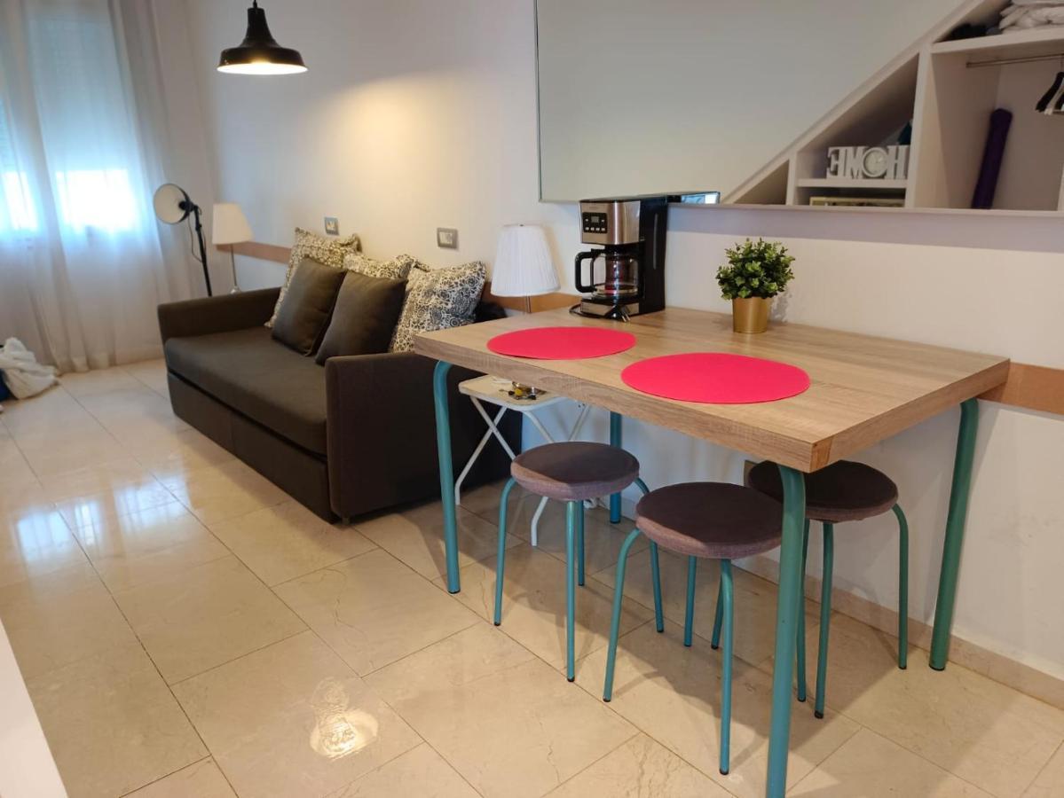 Hostal By Paseo De Colon Barcelona