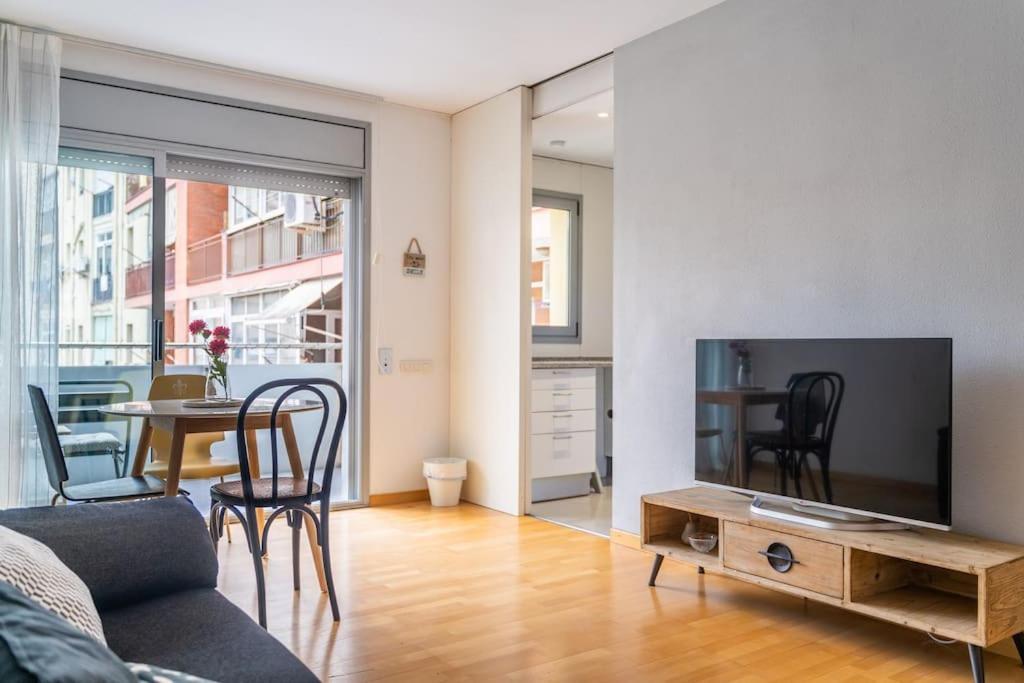 Piso Centrico Cerca De La Playa Con Parquing Barcelona