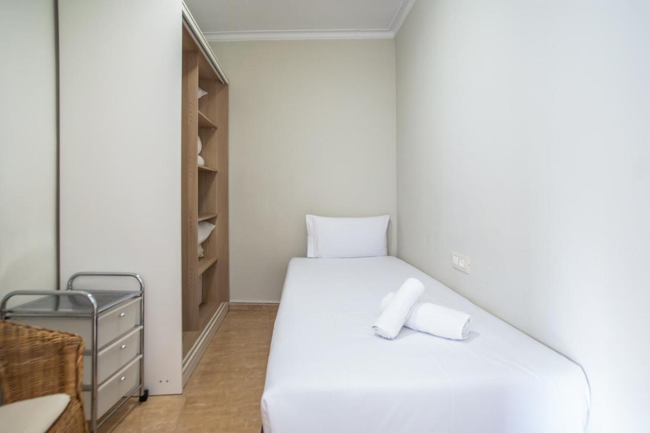 42man1018 Centrally Located Flat In Sant Antoni Apartment