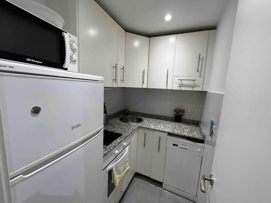 Confortable In The Heart Of Raval Barcelona