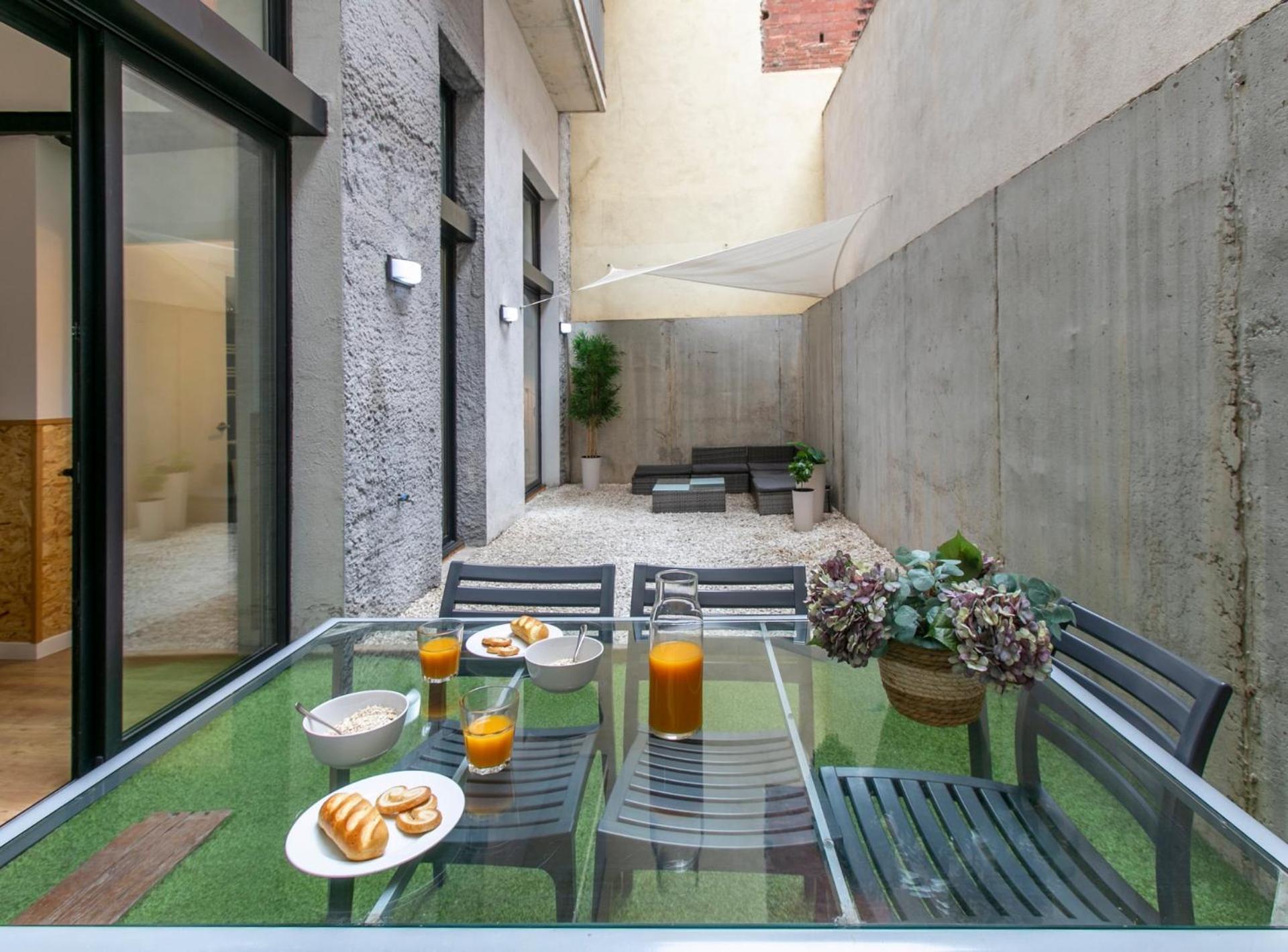 Chic And Modern In Gracia * Barcelona